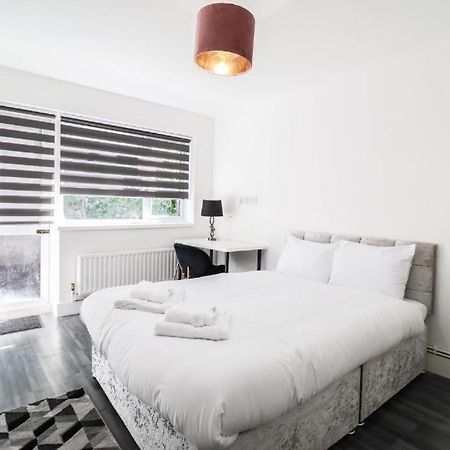 Urban Oasis Bed & Breakfast Londra Dış mekan fotoğraf