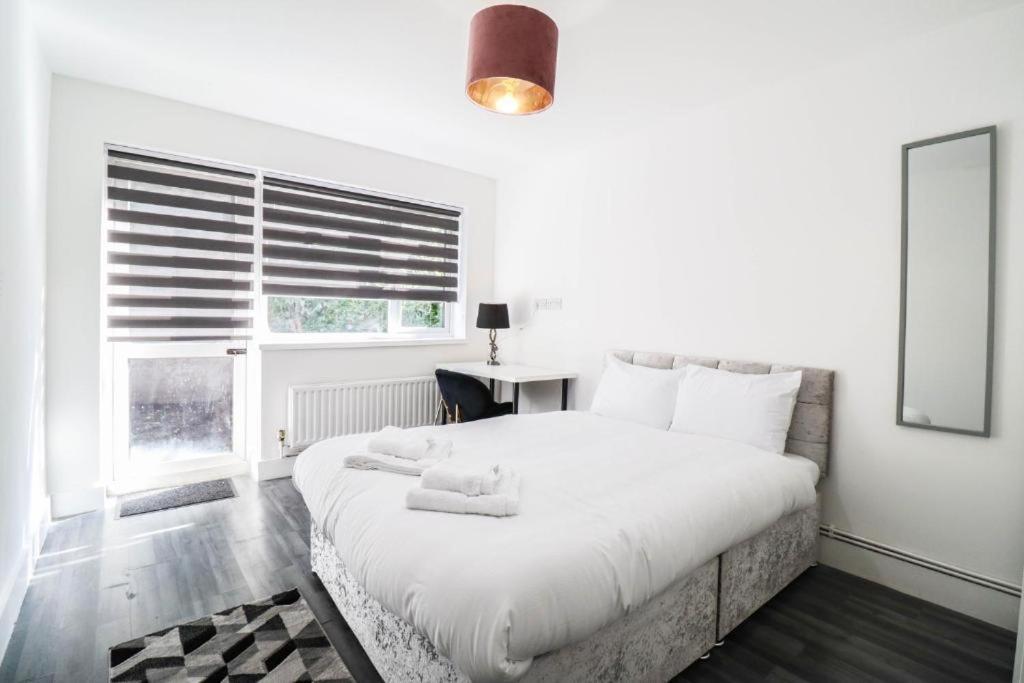 Urban Oasis Bed & Breakfast Londra Dış mekan fotoğraf